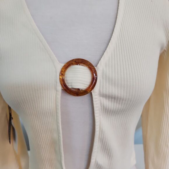 Callahan Cream Knit Sweater with middle buckle Size S NWT - Picture 2 of 7